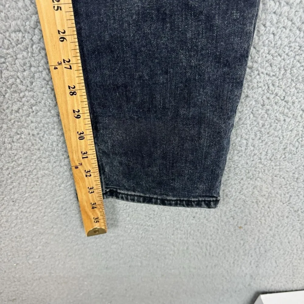 Levis very good
